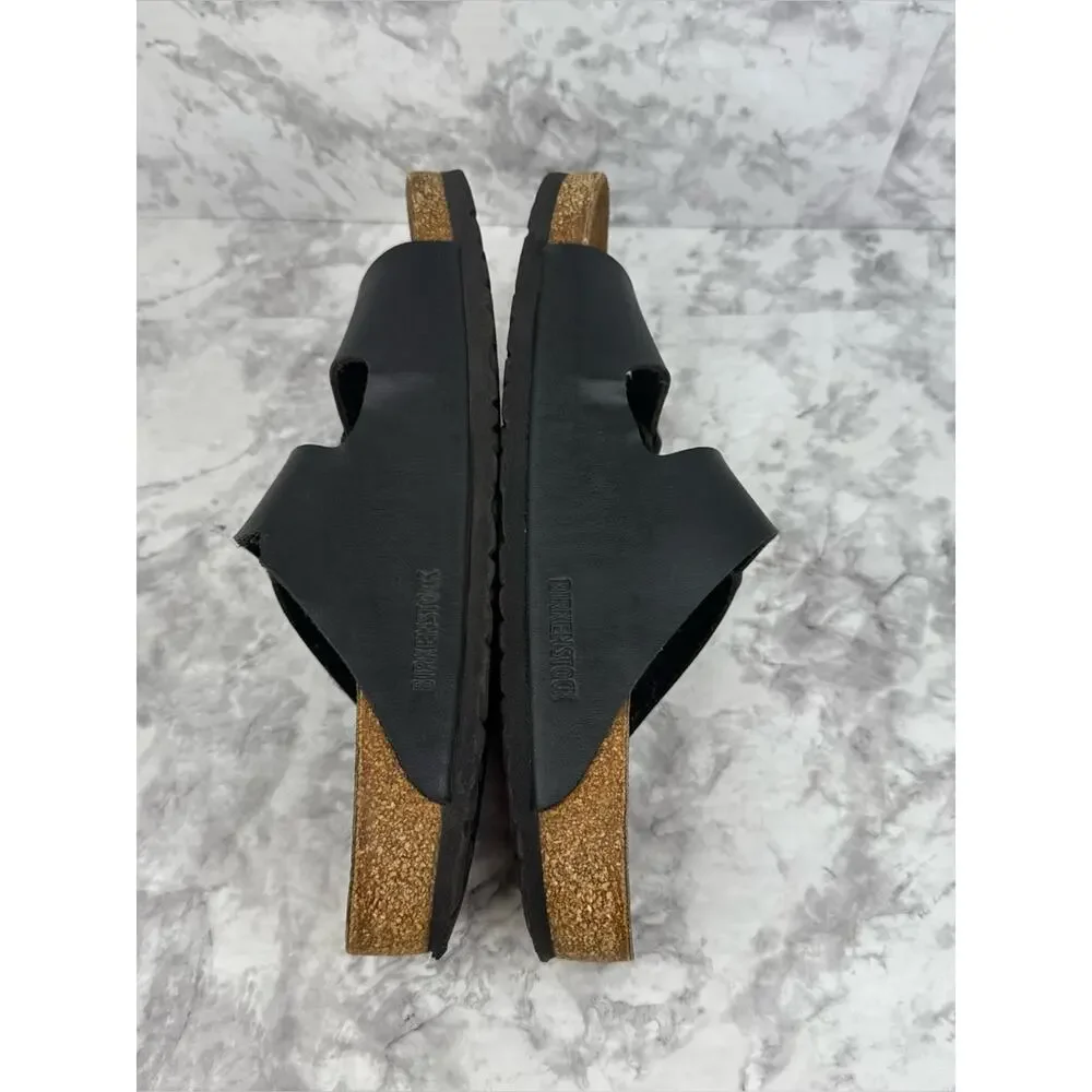 BIRKENSTOCK Arizona Men's Sz 10 Black Leather Two-Strap Sandals Cork Footbed